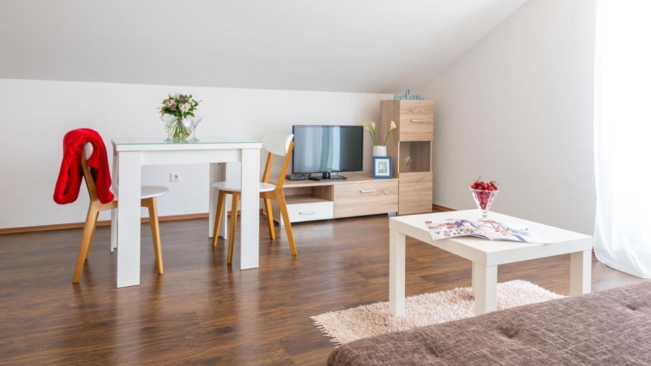 Apartman Sandra Solitudo Iii *